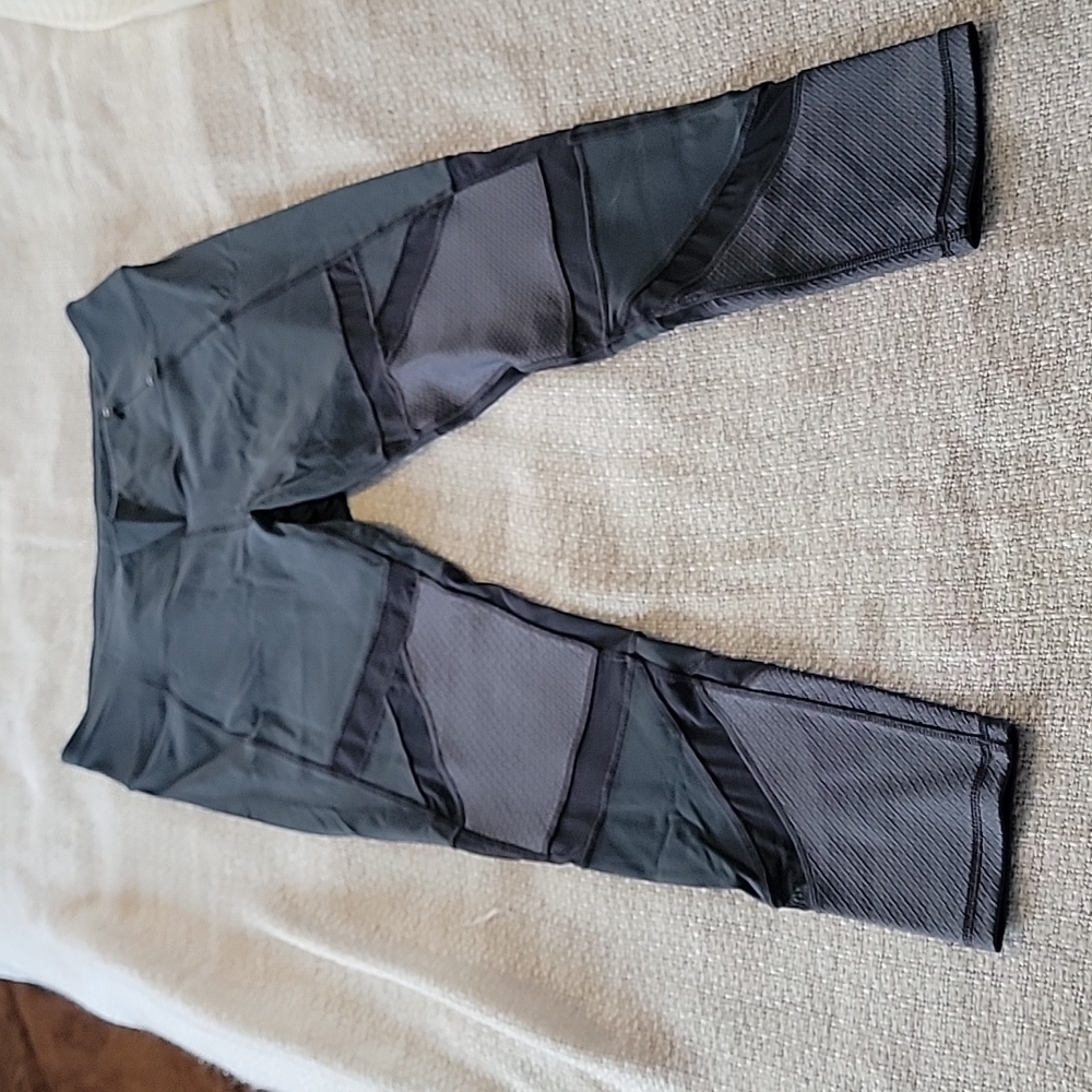 Grey fitness legging